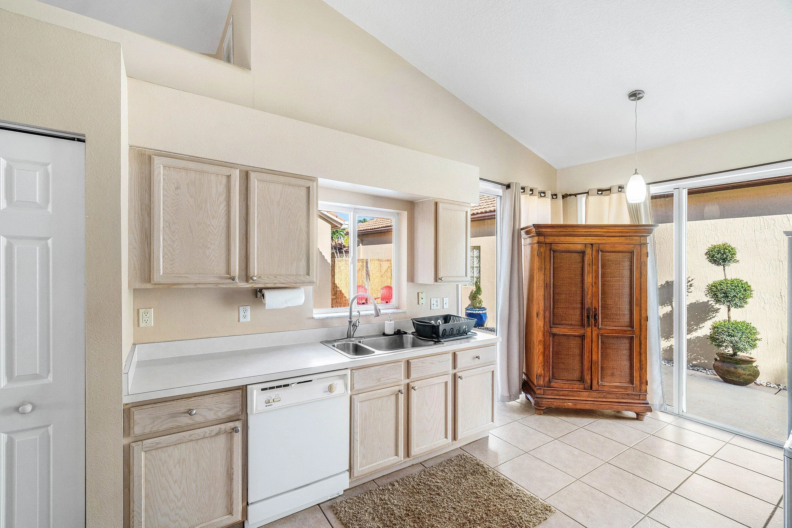 019-8094SagoPalmLane-BoyntonBeach-FL-334