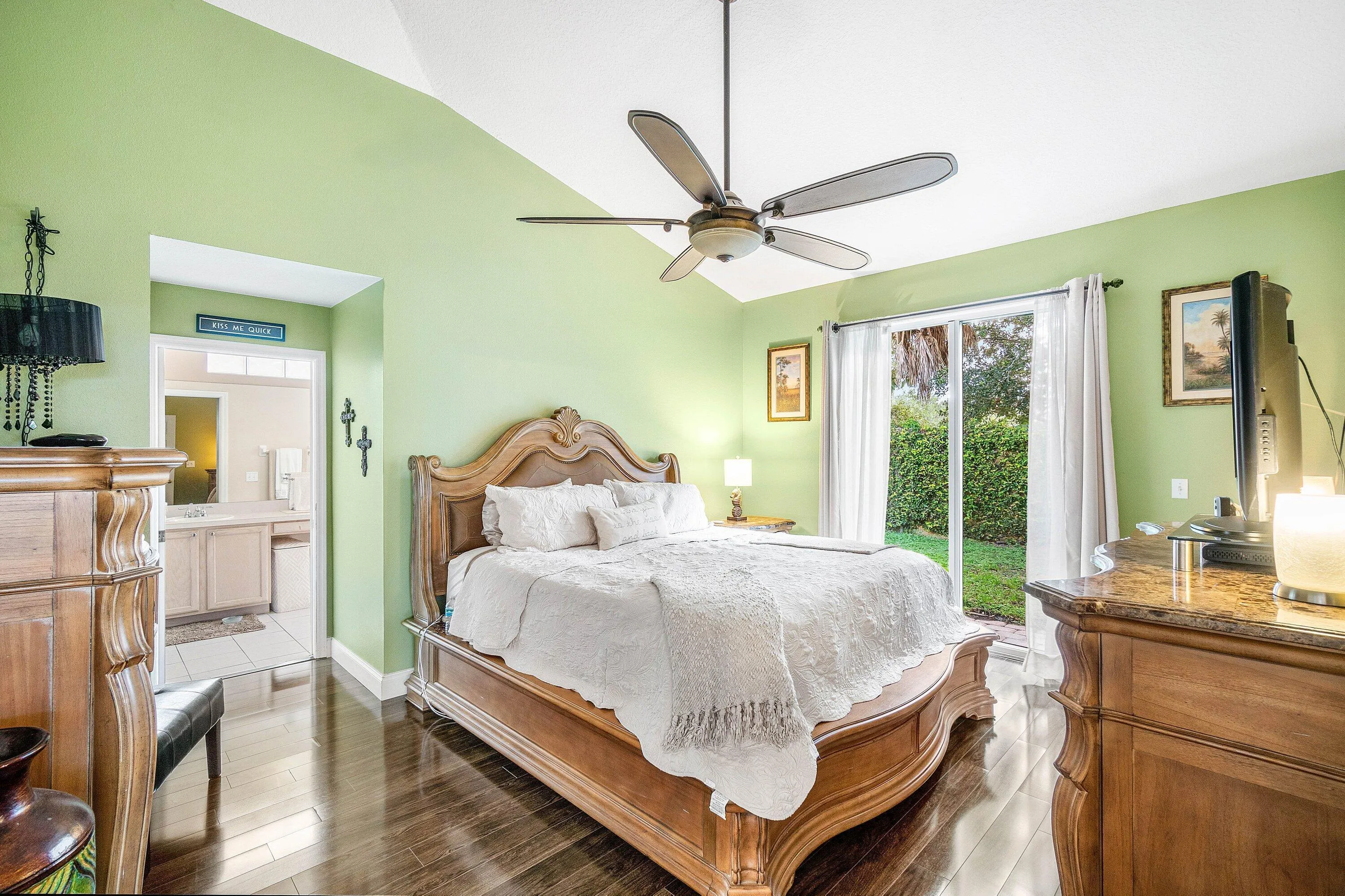 026-8094SagoPalmLane-BoyntonBeach-FL-334