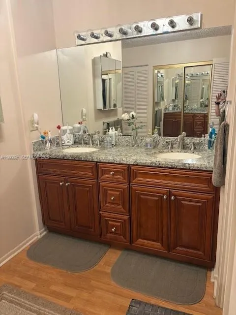 Master double sink vanity in dressing area