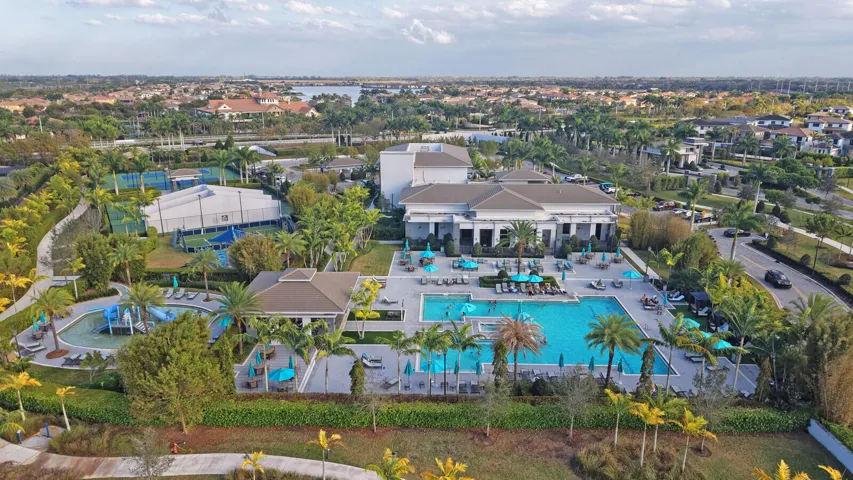 house ariel view ammenities