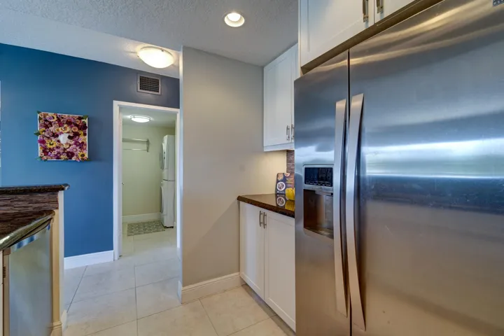 2500 E Las Olas Blvd Apt 403-print-012-0
