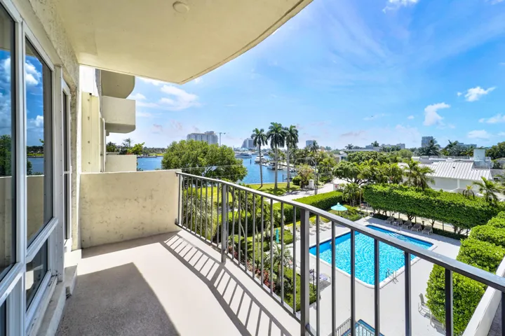 2500 E Las Olas Blvd Apt 403-print-027-0