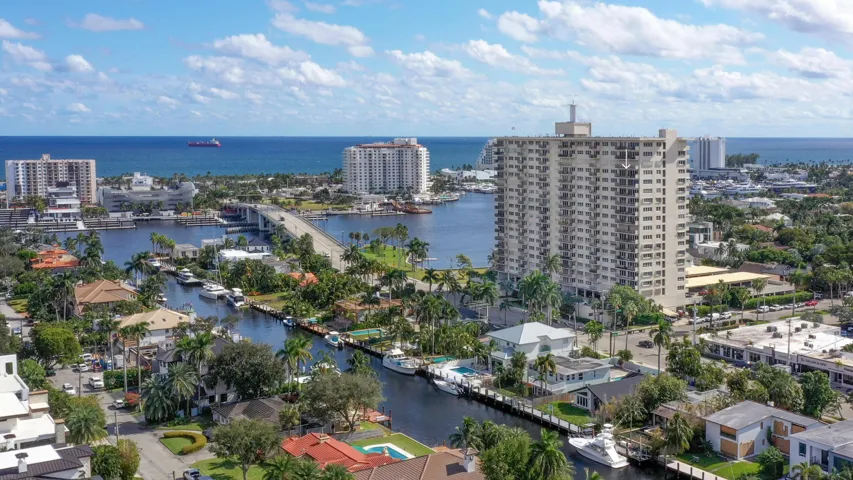 2500 E Las Olas Blvd Apt 403-print-031-0