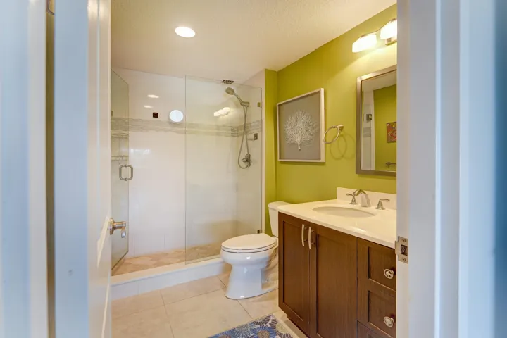 2500 E Las Olas Blvd Apt 403-print-028-0