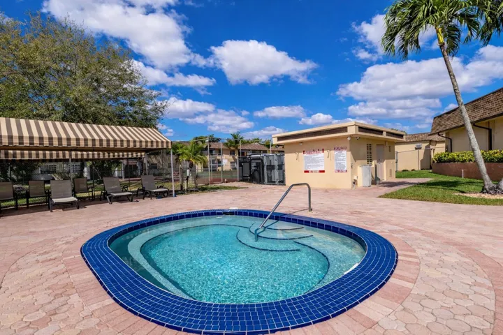 4CEA5376-4105-4B13-B559-8D6BDF187CD3