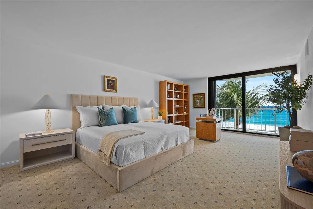 Beautiful direct ocean views