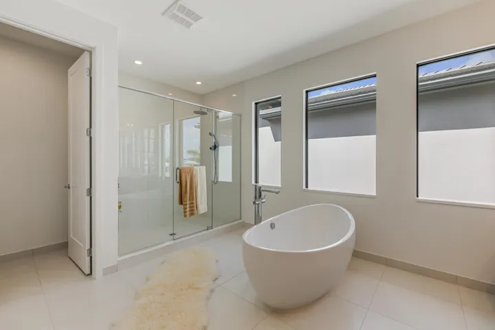 8283 Royal County Down Rd-45