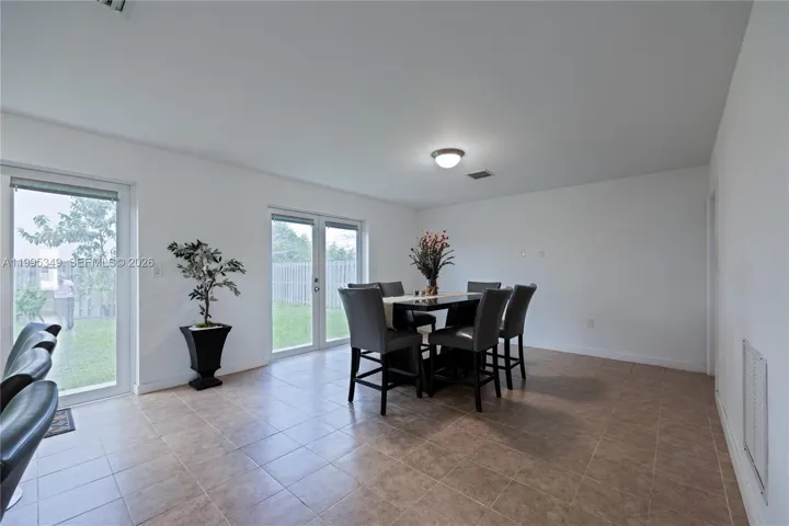 familyroom or dining