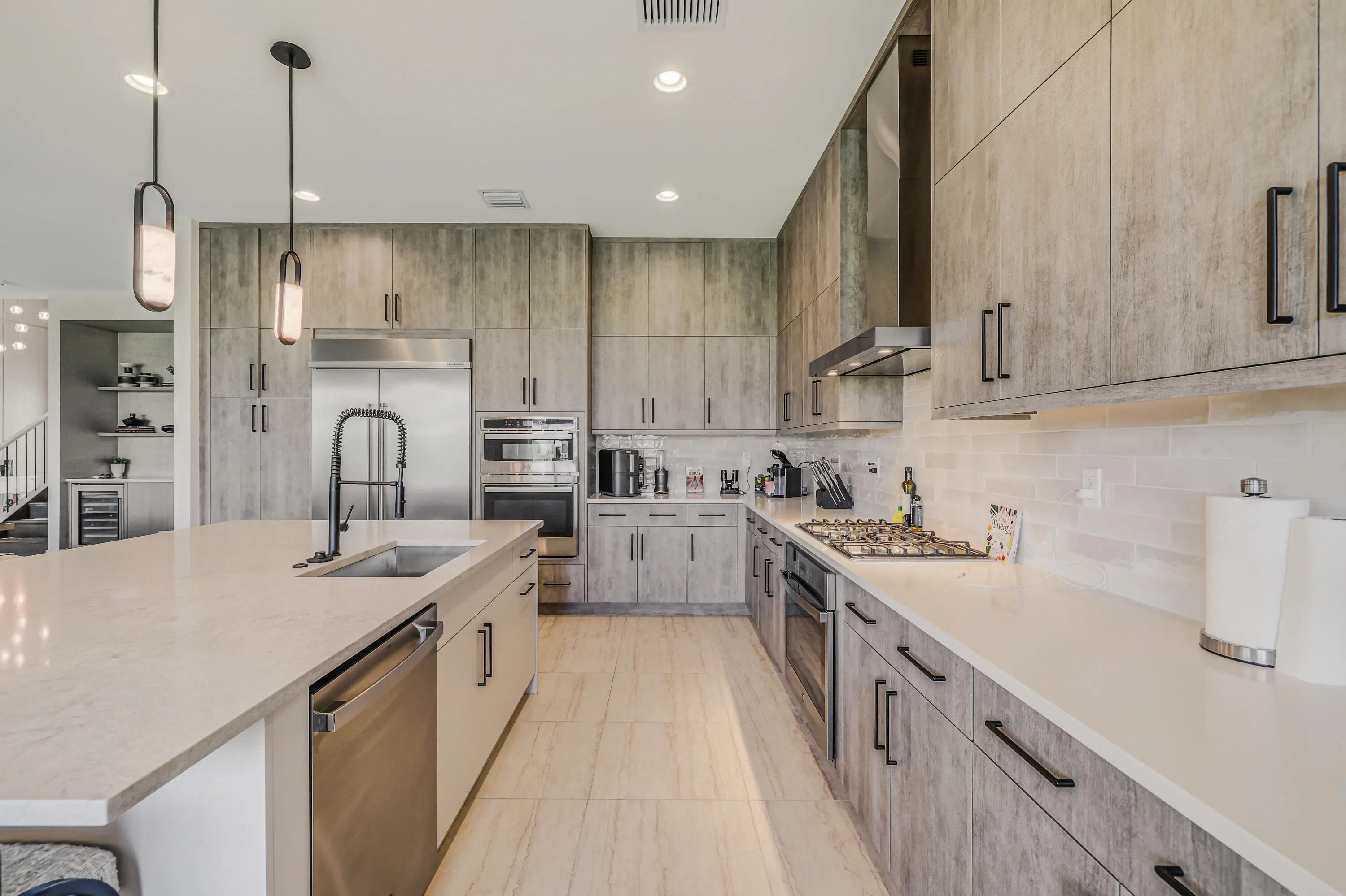 8283 Royal County Down Rd-15