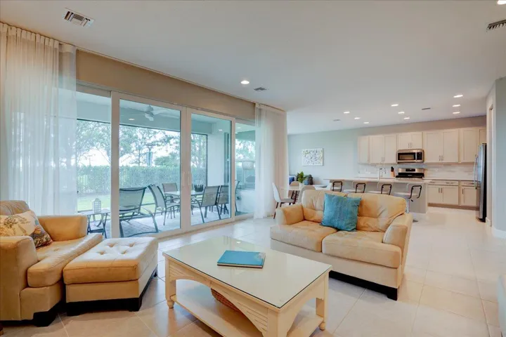 13-13348 River Rock-37