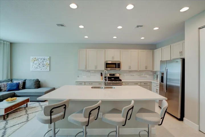 15-13348 River Rock-30