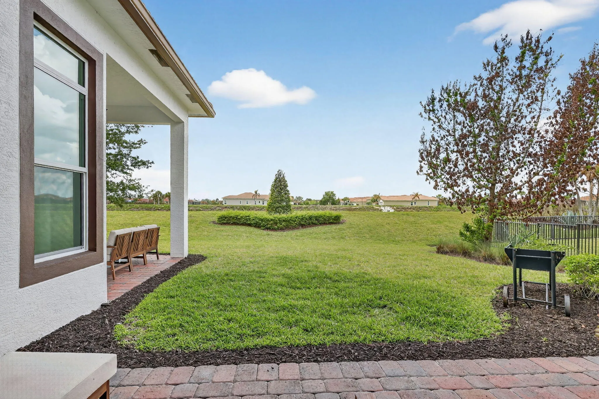 Property photo 44