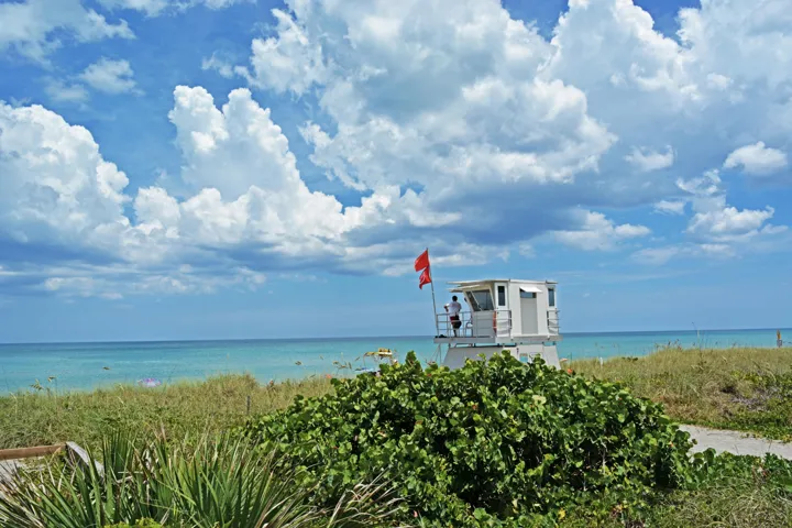 Hobe Sound Beach with guard
