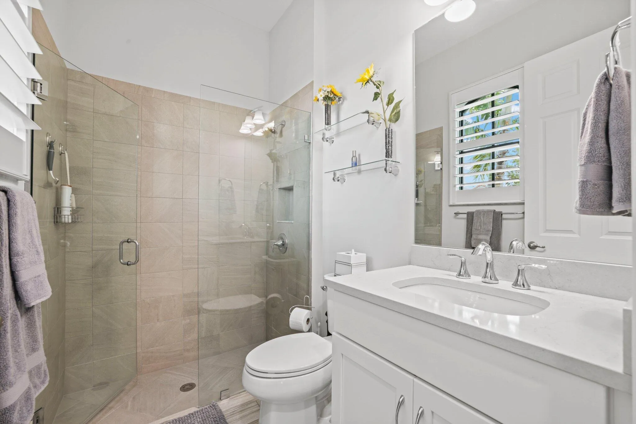 2nd Bathroom