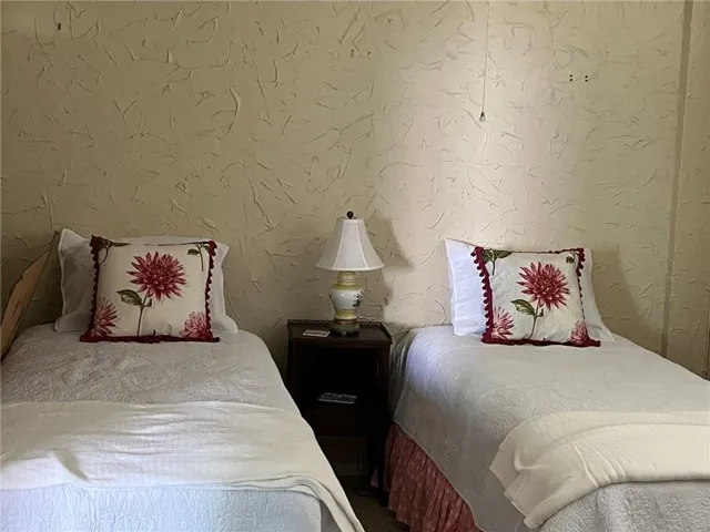 2nd bedroom - 2 beds
