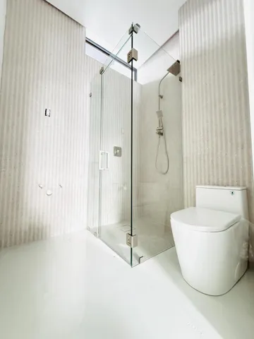 3rd bathroom 2