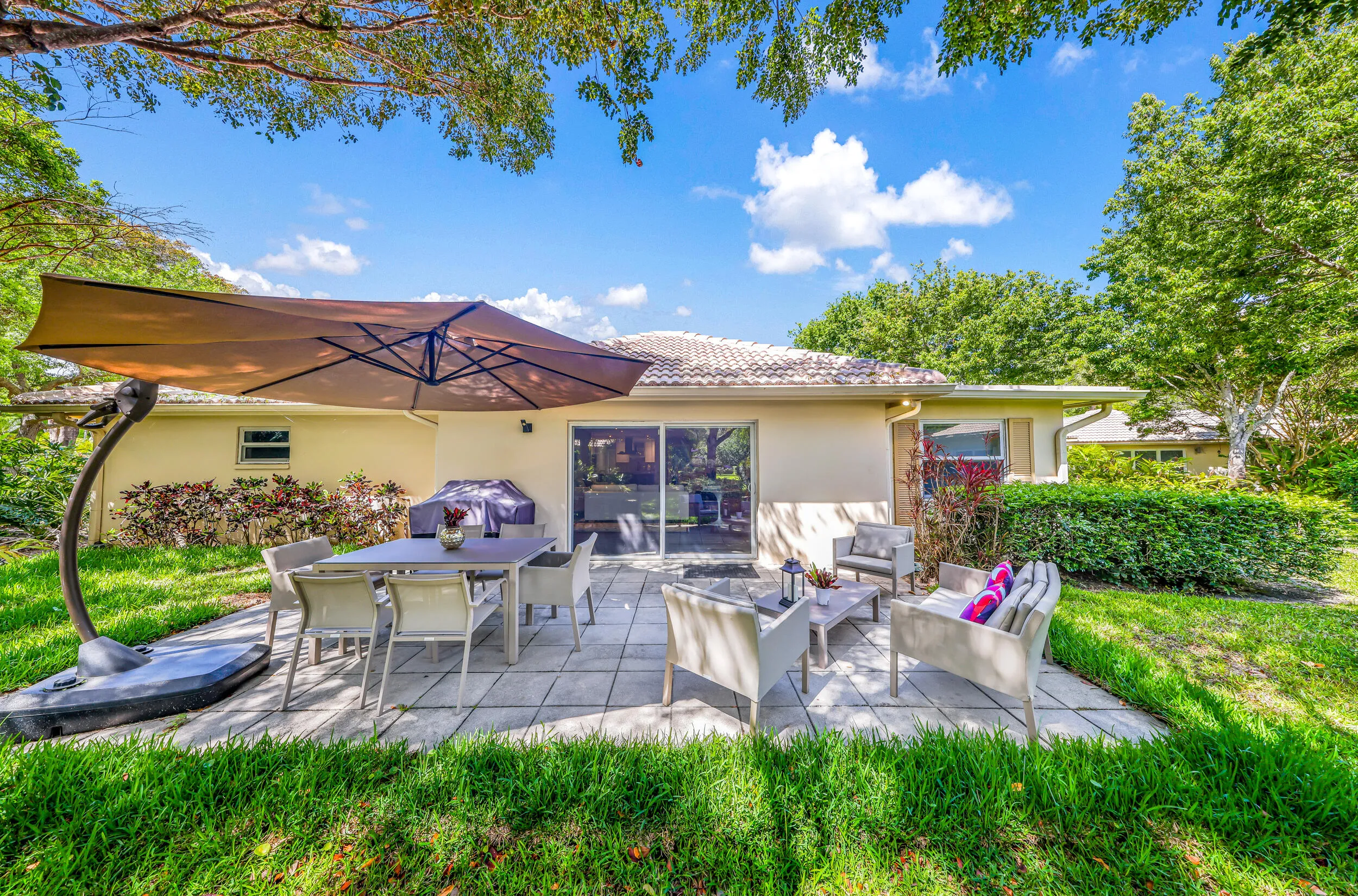 908 Cypress Grove Dr-Pompano Beach, Nata