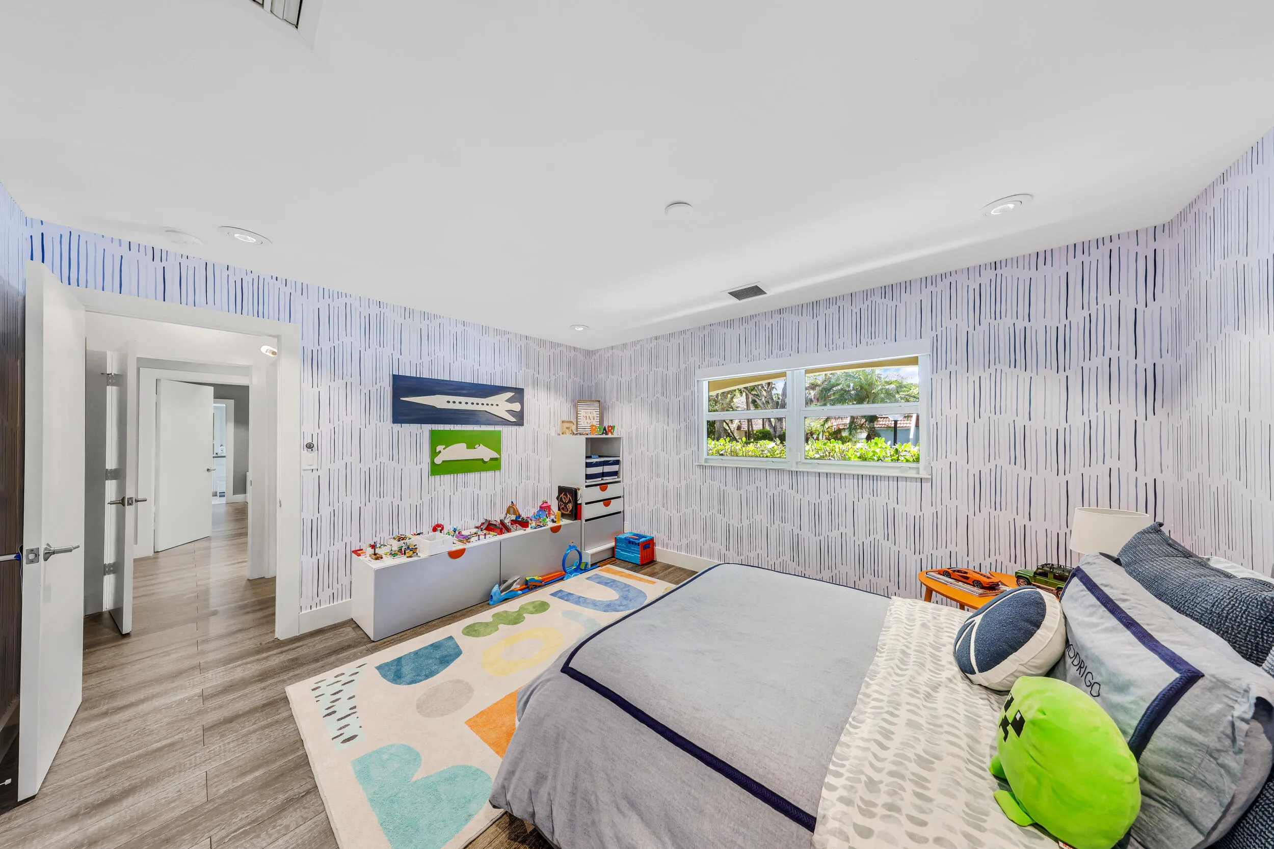 908 Cypress Grove Dr-Pompano Beach, Nata