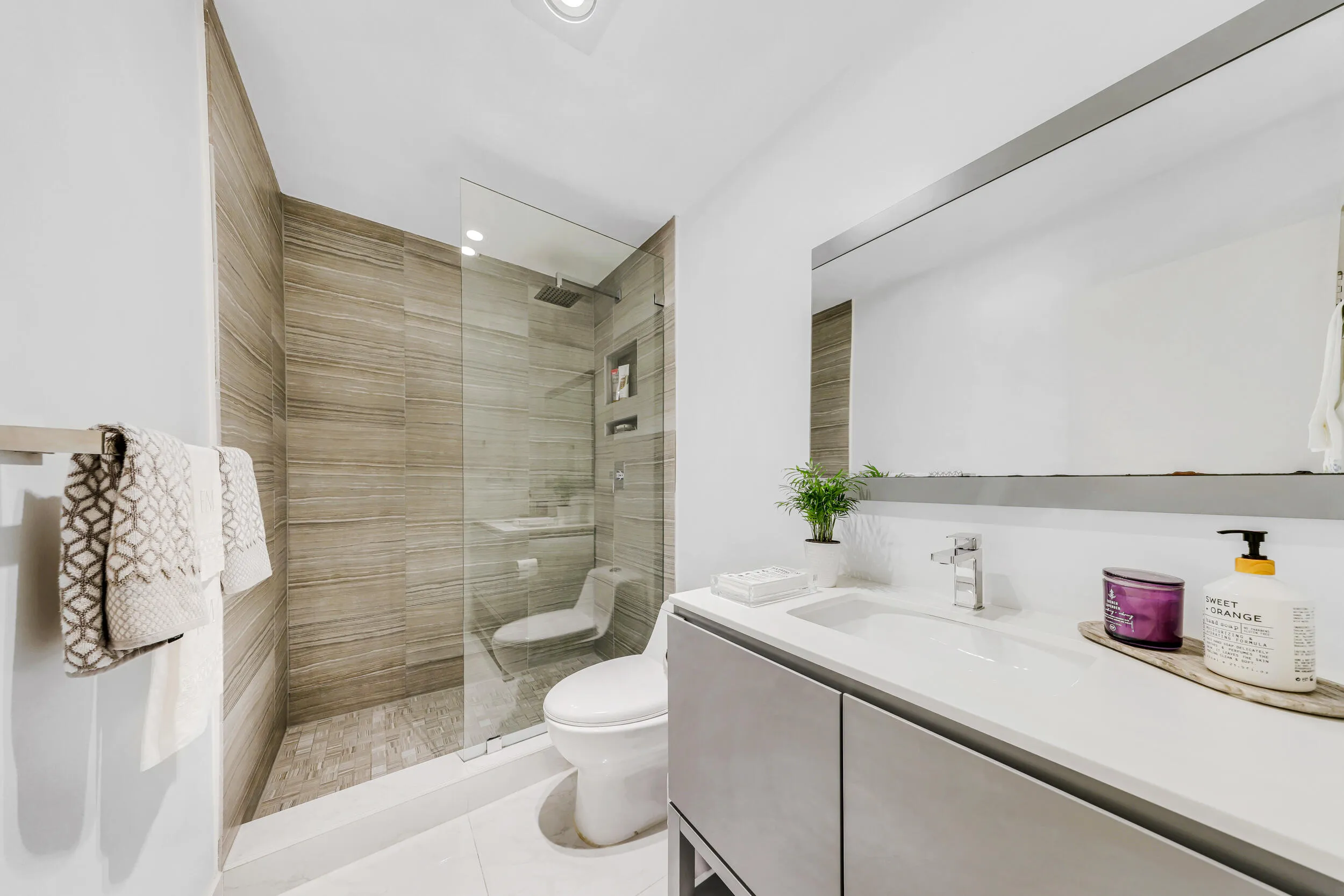 908 Cypress Grove Dr-Pompano Beach, Nata