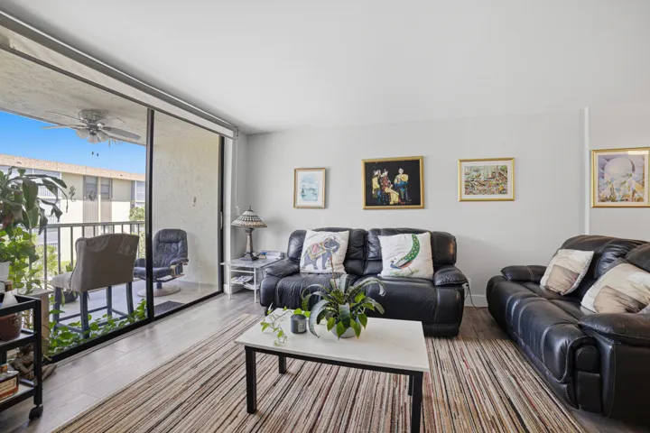 Livingroom-C