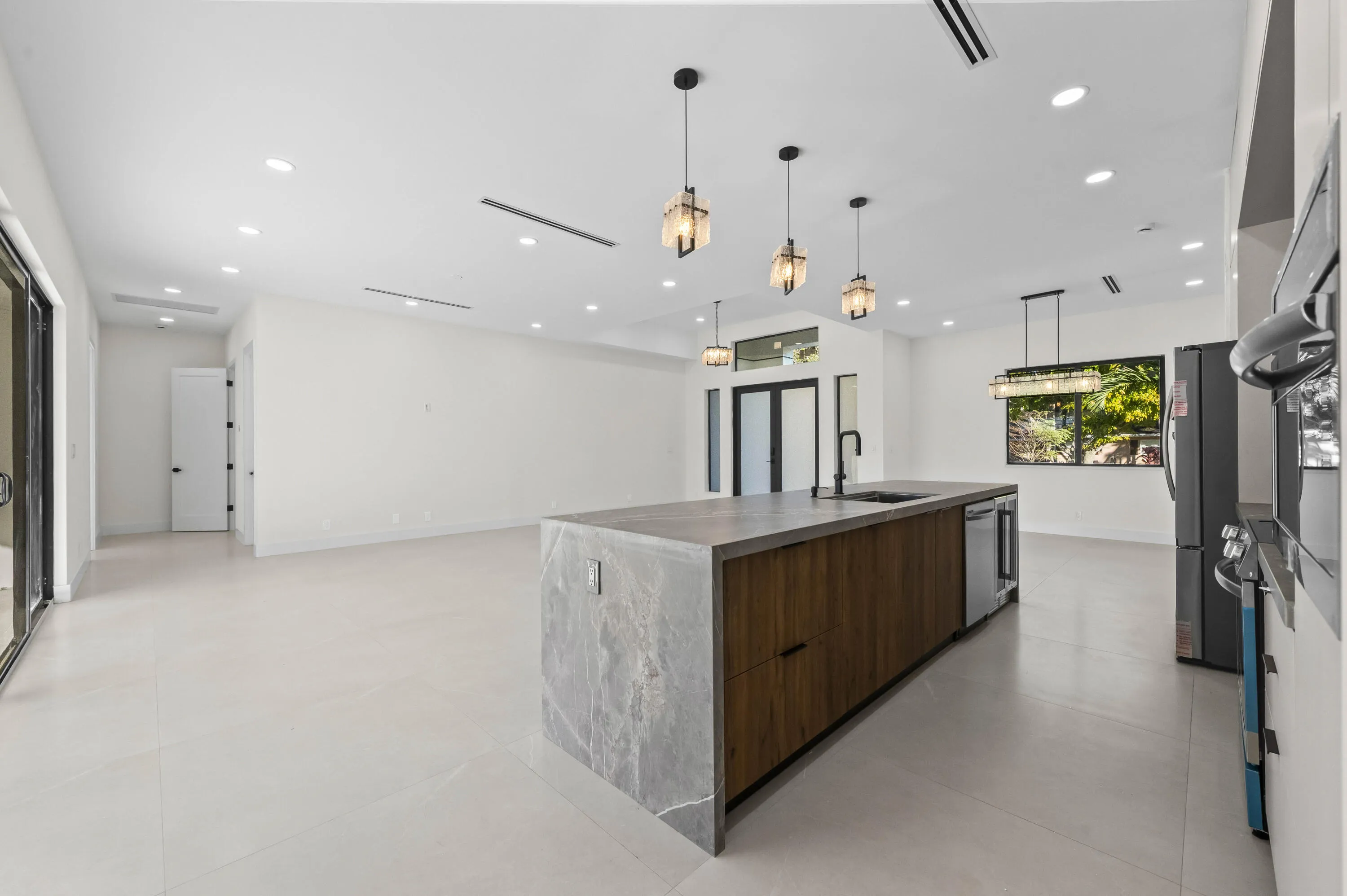 11 Kitchen 05