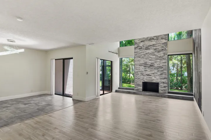 22904 Ironwedge Dr_reshoot_Lois Ronan_42