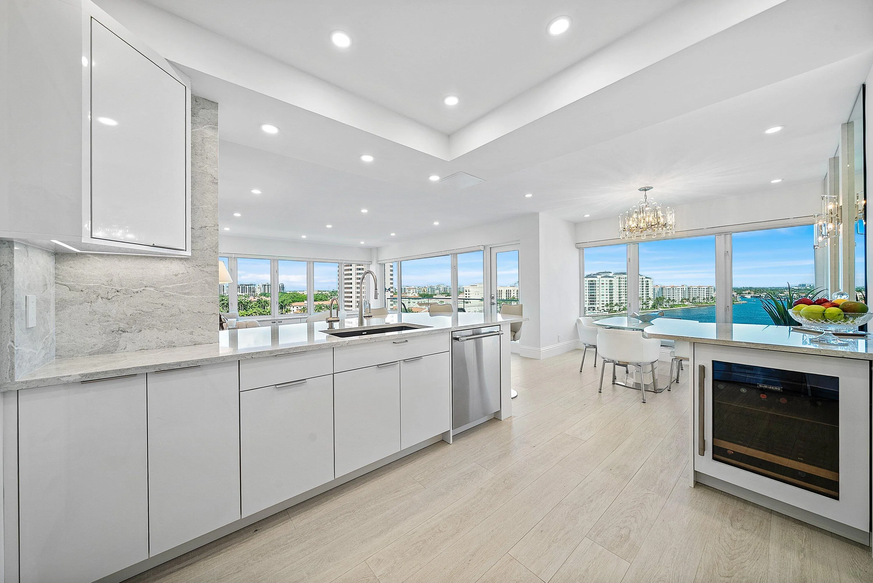 021-701EastCaminoReal-10J-BocaRaton-FL-3