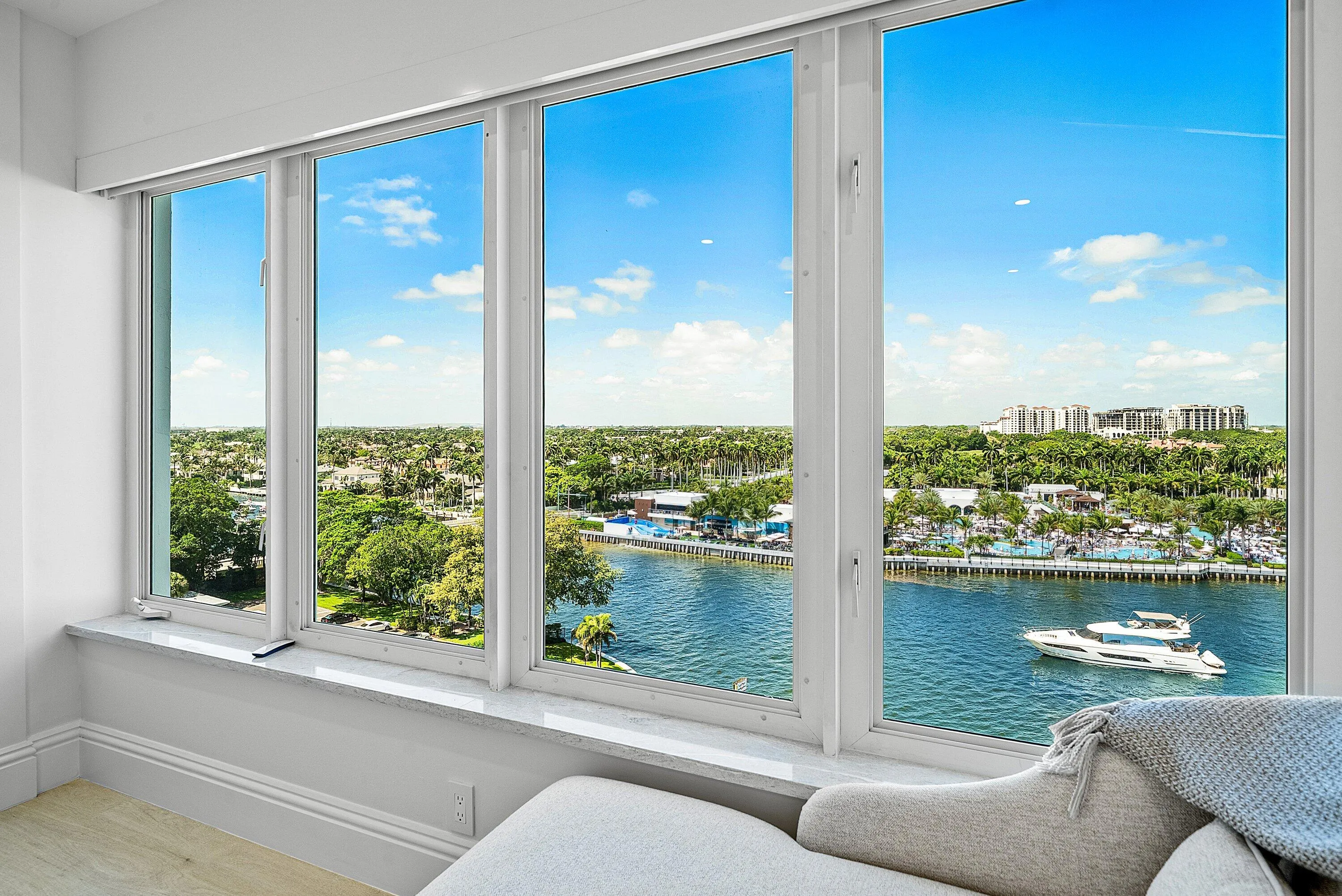 028-701EastCaminoReal-10J-BocaRaton-FL-3