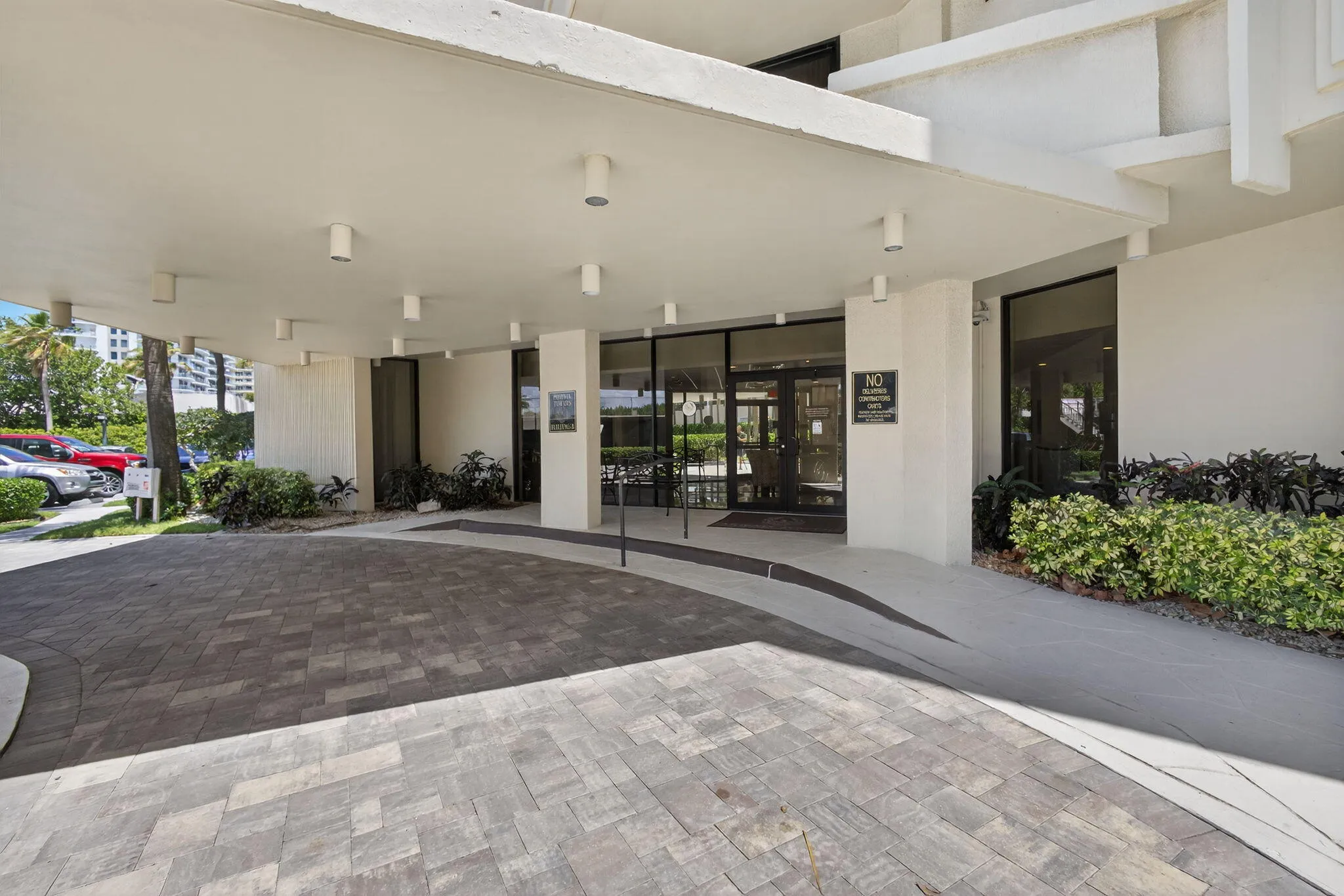 Covered Entry Drop Off