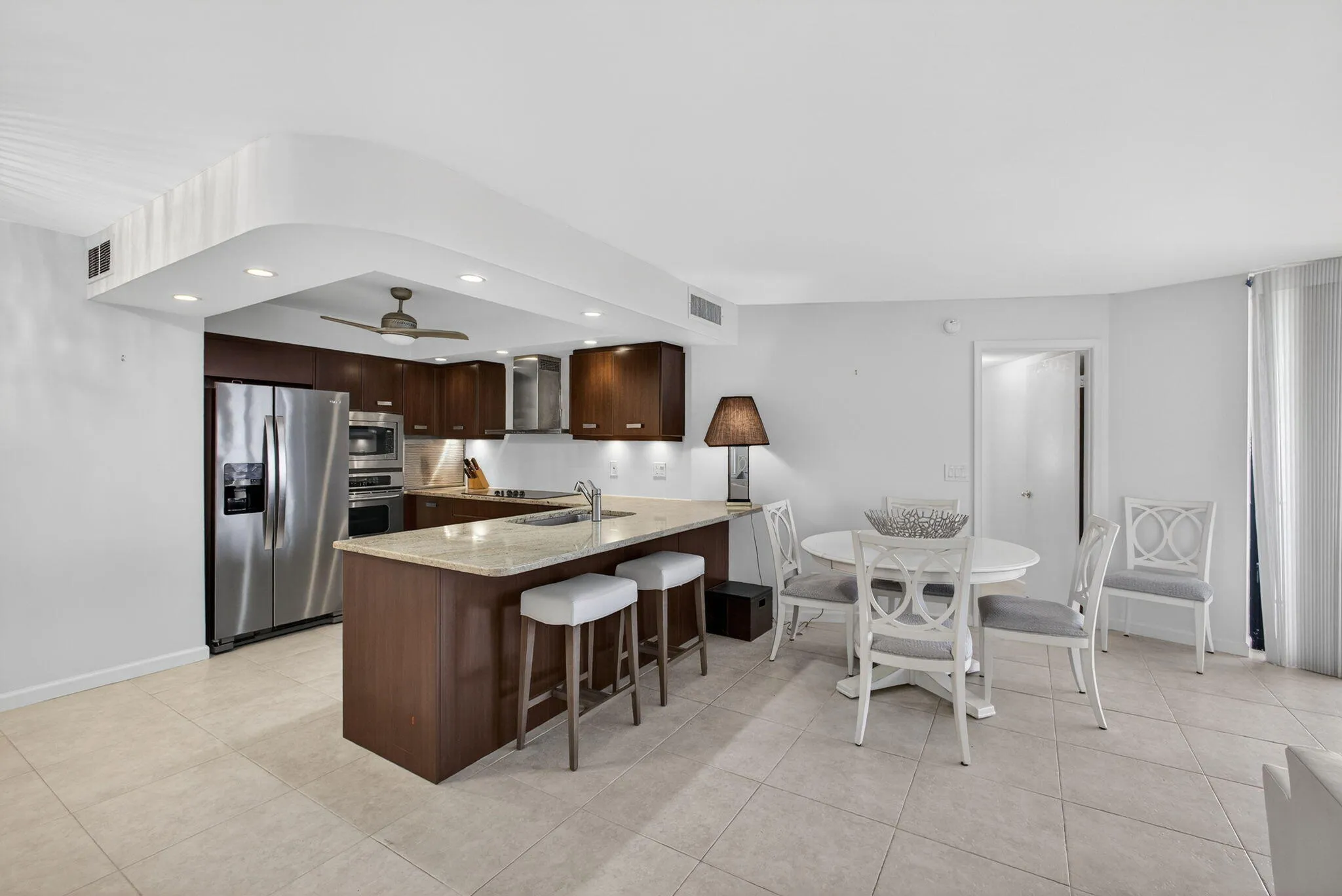 Open Kitchen