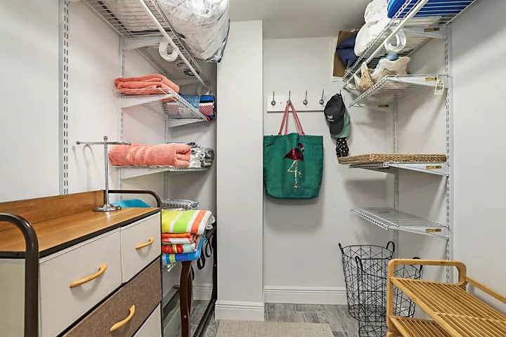225 Beach Rd Unit 205 -21