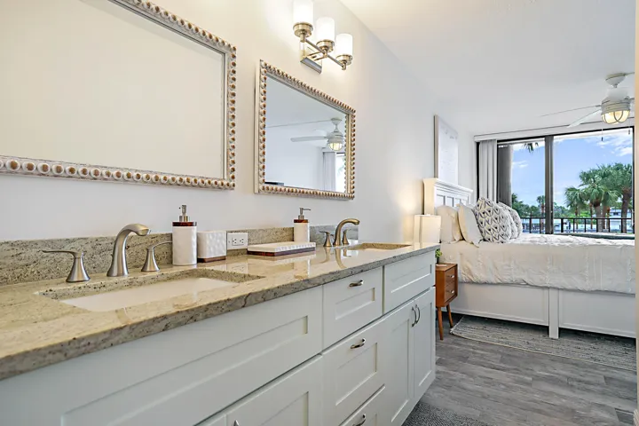 225 Beach Rd Unit 205 -20