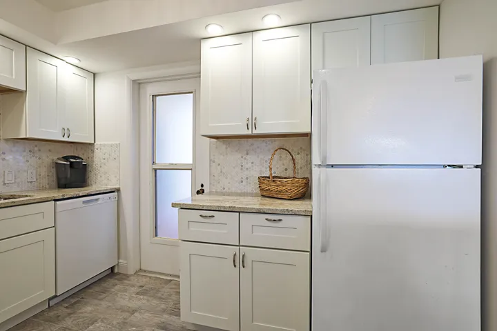 225 Beach Rd Unit 205 -16