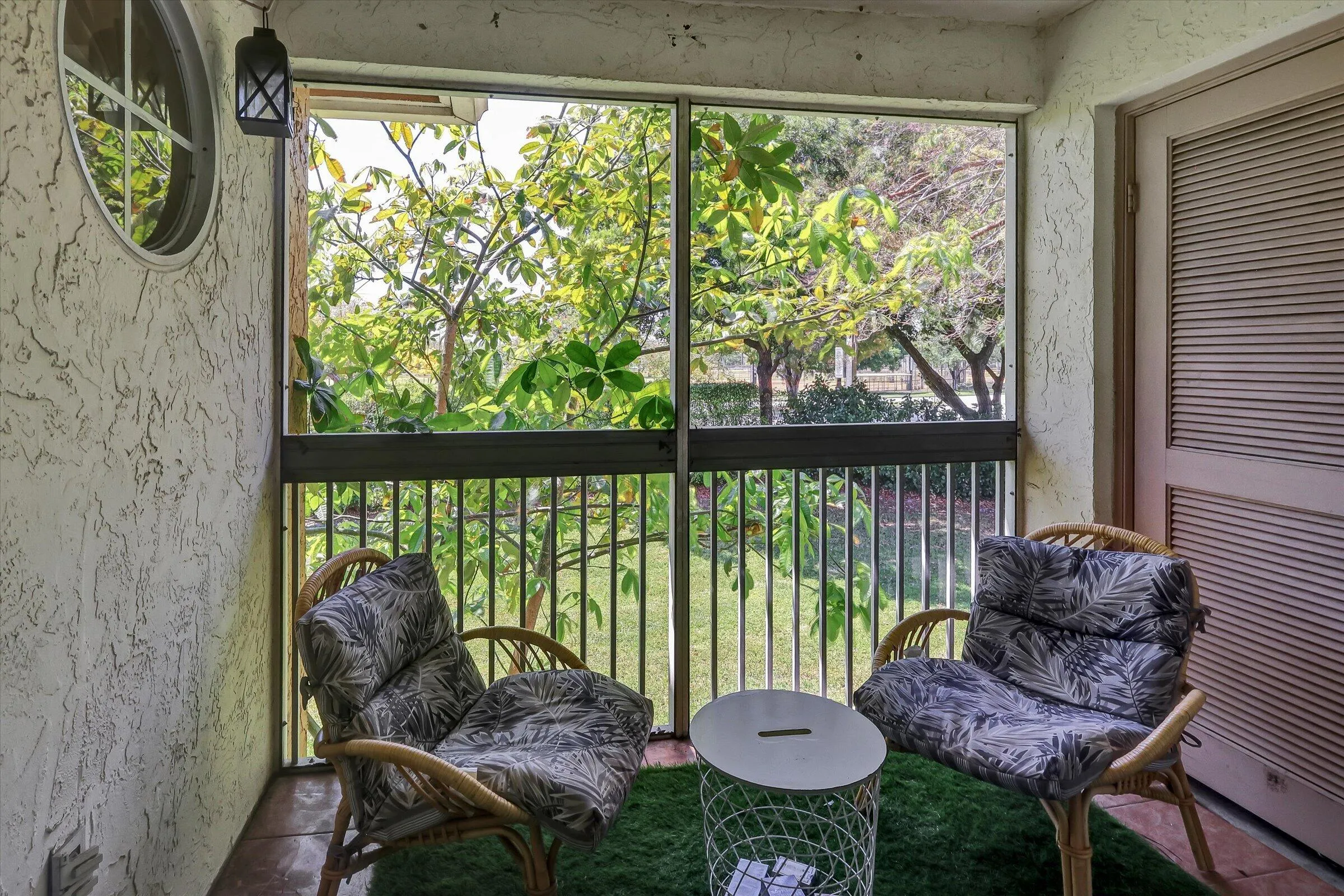 Screened patio