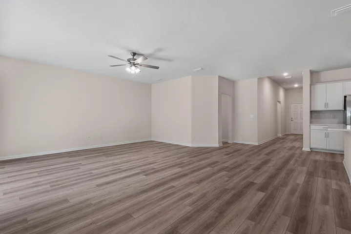 8-web-or-mls-46 Poplar-8