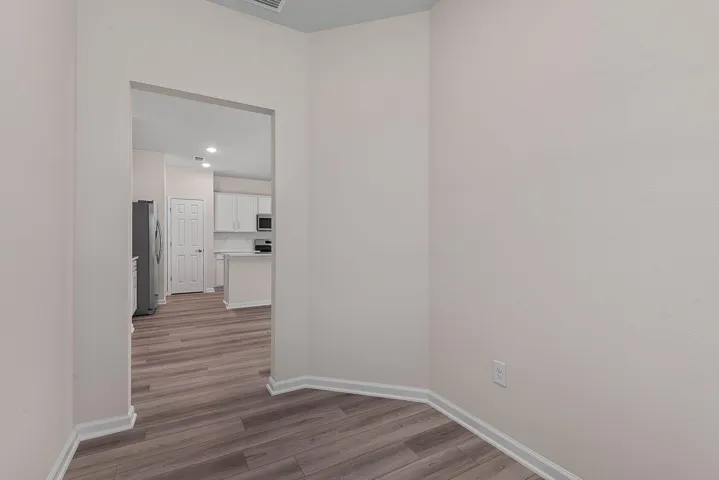 14-web-or-mls-46 Poplar-14