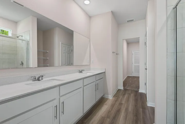 31-web-or-mls-46 Poplar-31