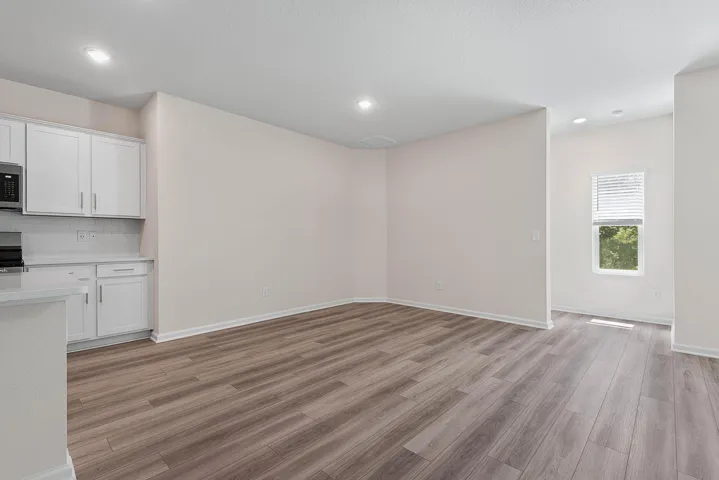 25-web-or-mls-46 Poplar-25