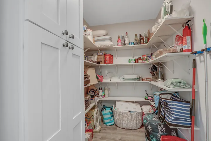 Large Storage/Pantry