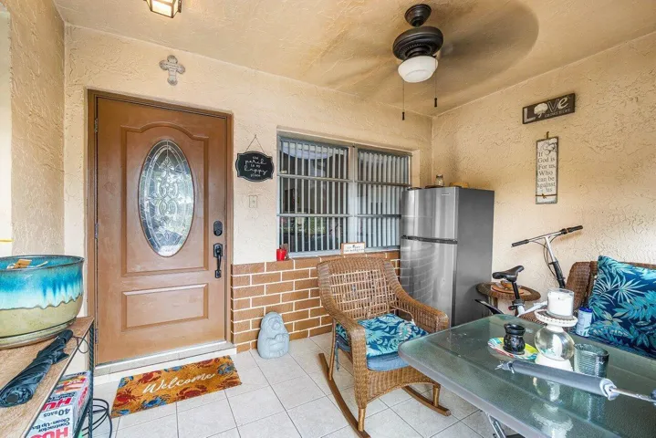 004-5814DorisCourt-DelrayBeach-FL-33484-