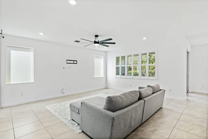015-2659CountryLakeTrail-BoyntonBeach-FL