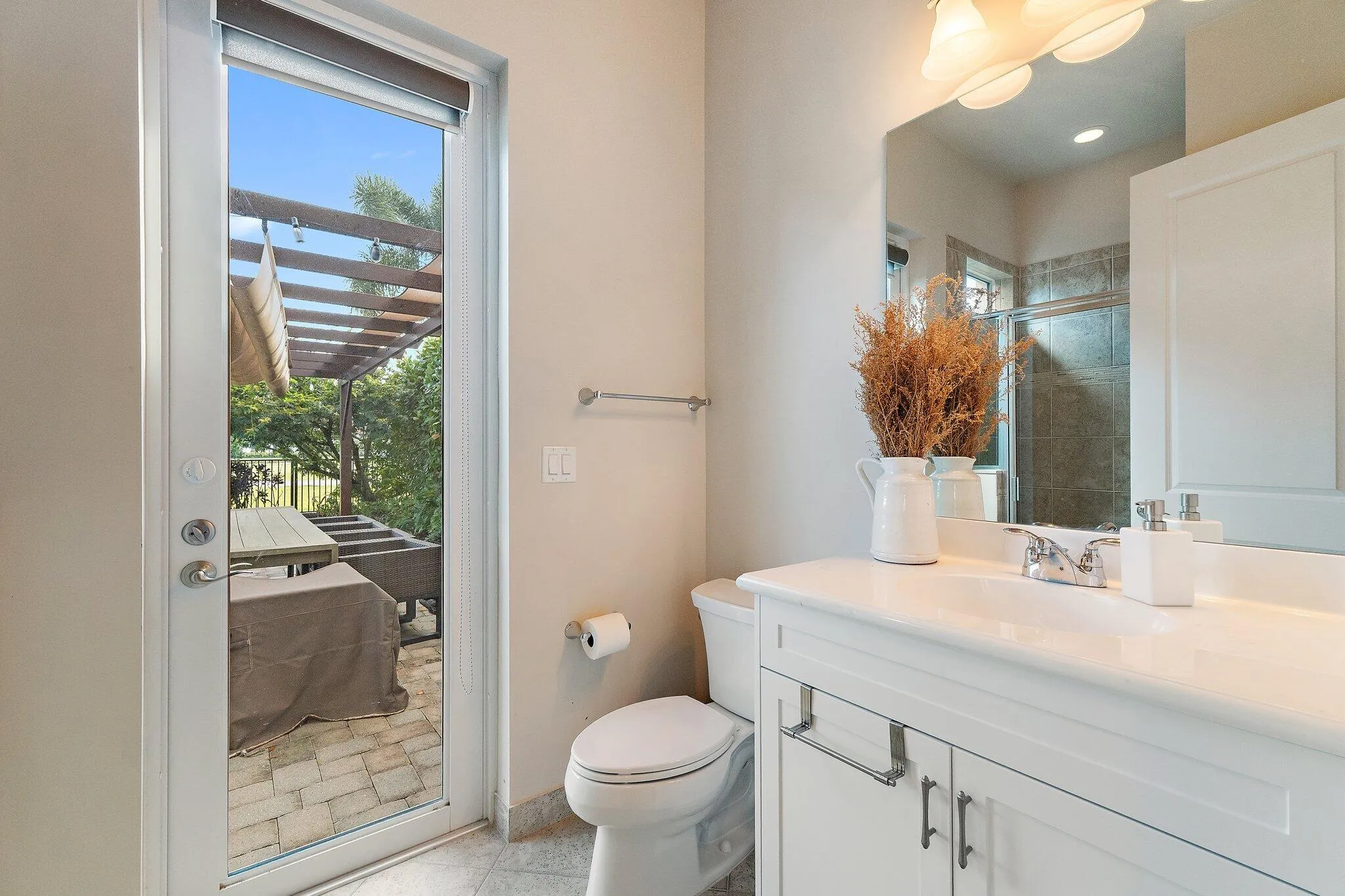 Bathroom 4 / Cabana
