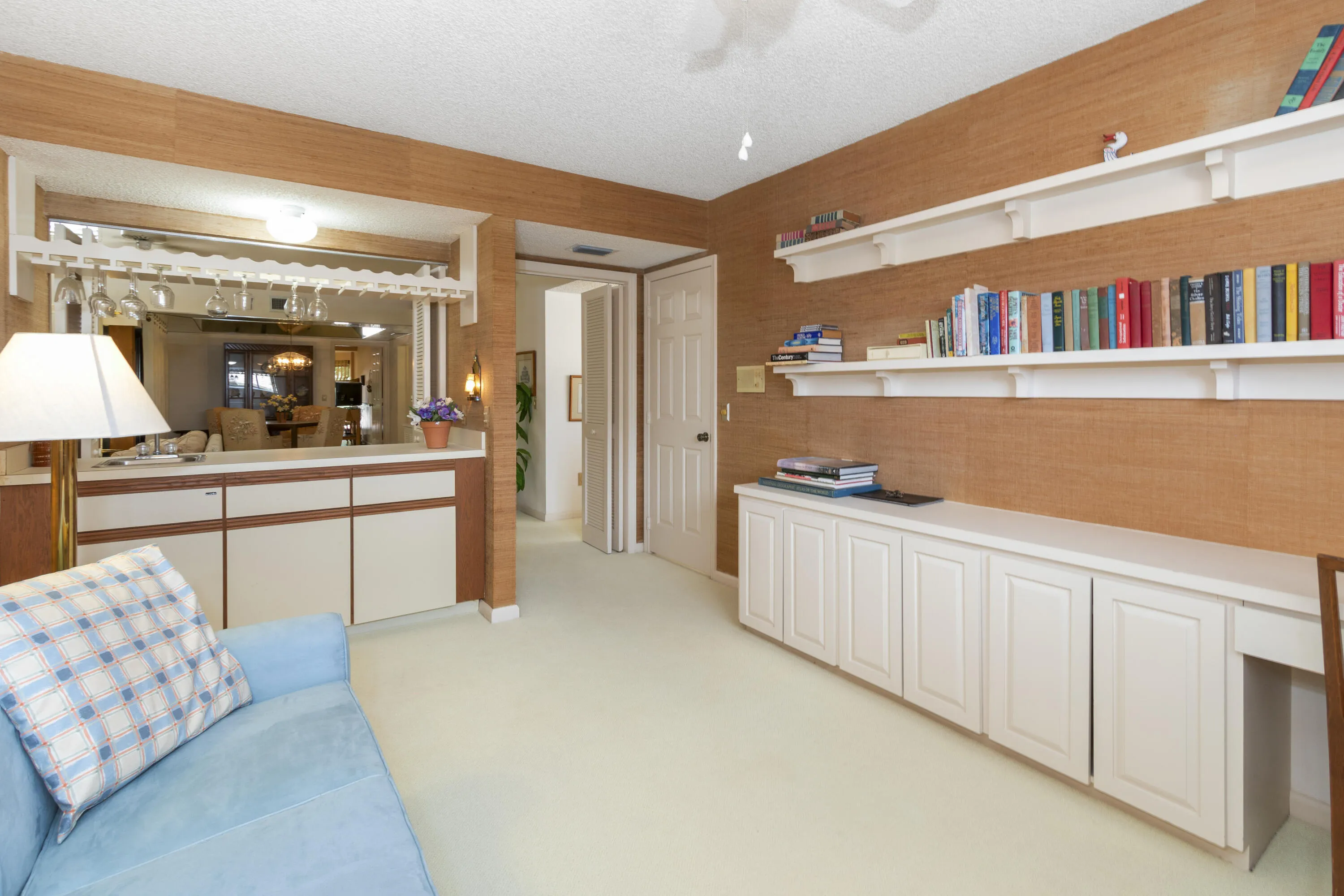 Den / 3rd Bedroom