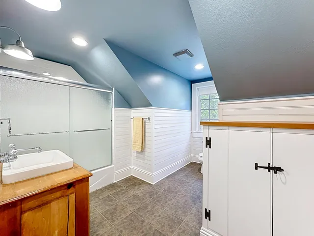 Bedroom #3 ensuite