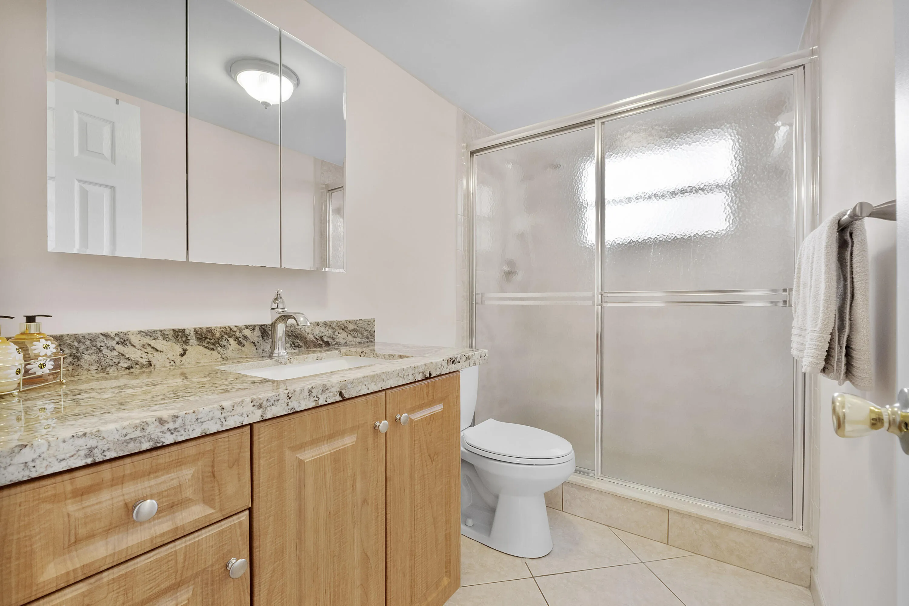 4270 Nw 40th St_002