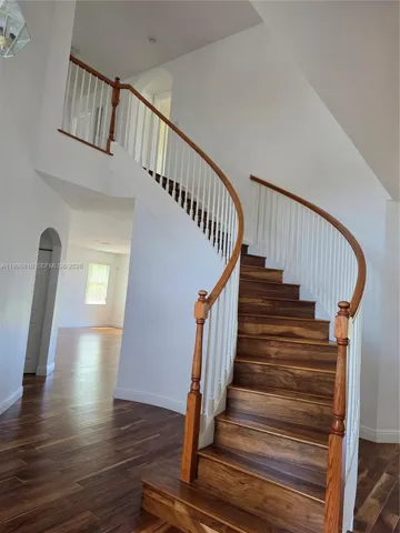 Beautiful Stairs case