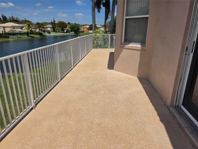 Right view in the Balcony outside of M/bedroom