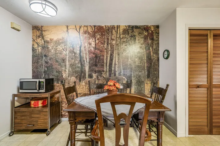 Breakfast nook