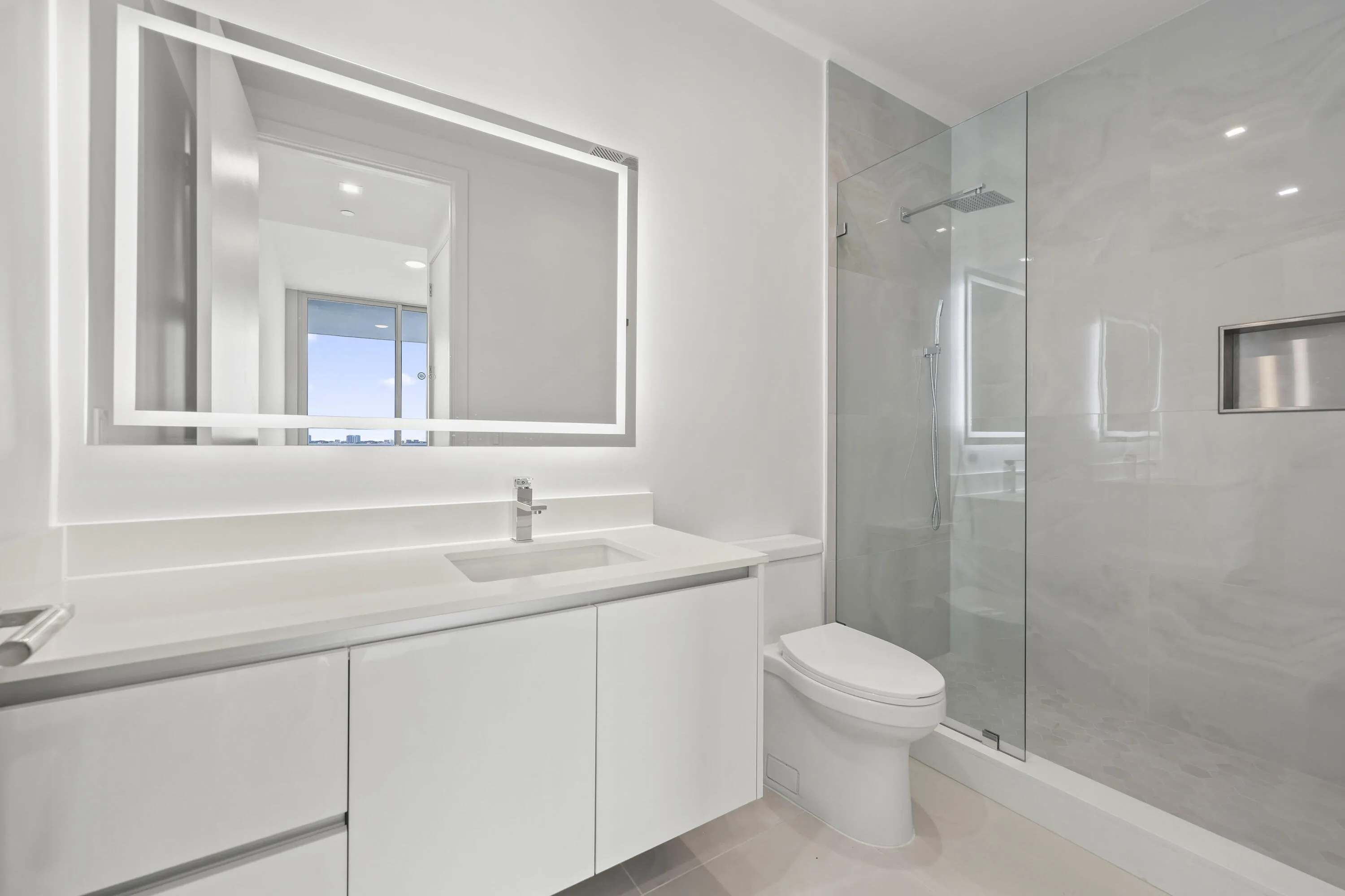 220 Lake Shore Drive - 29.jpg-FULL