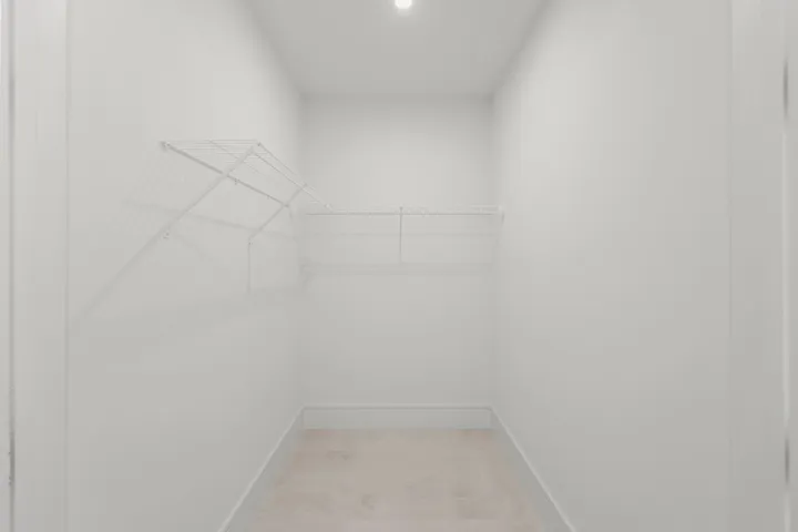 2ND BEDROOM WALK IN CLOSET